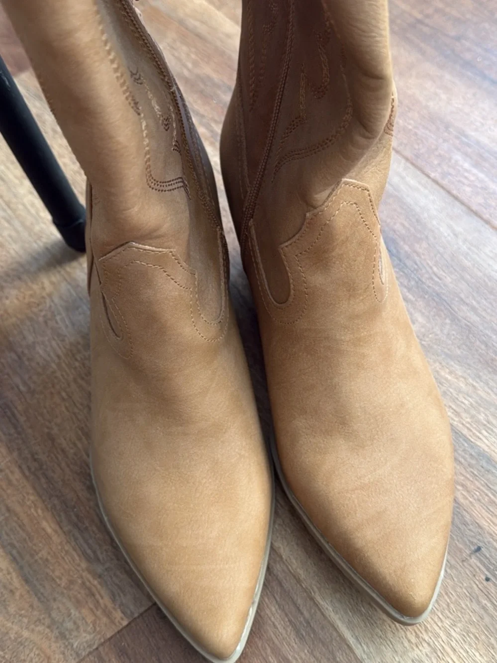 Dolce Vita Tan Western Boots